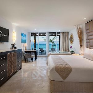 Superior Walk Out Suite Ocean Front Kids & Teens